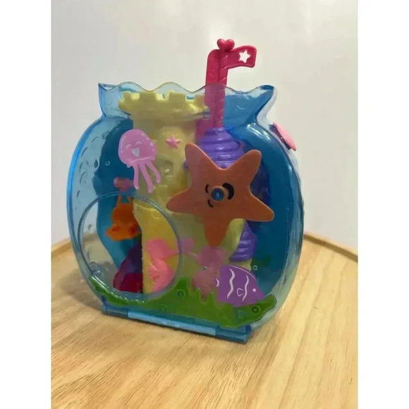 Polly Pocket Other - Polly Pocket Bubble Aquarium with Underwater Theme, Bubble-Making Feature